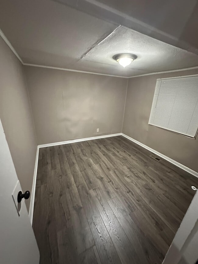 Building Photo - 408 Hassler Mill Rd