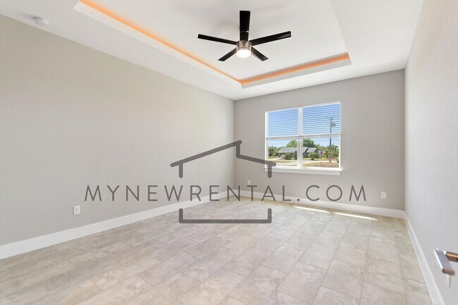 Building Photo - Deposit-Free! Get $1,000 OFF your first mo...