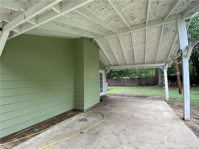 Building Photo - 290 Lemont Dr