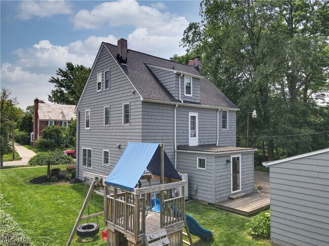 Building Photo - 2616 Traymore Rd