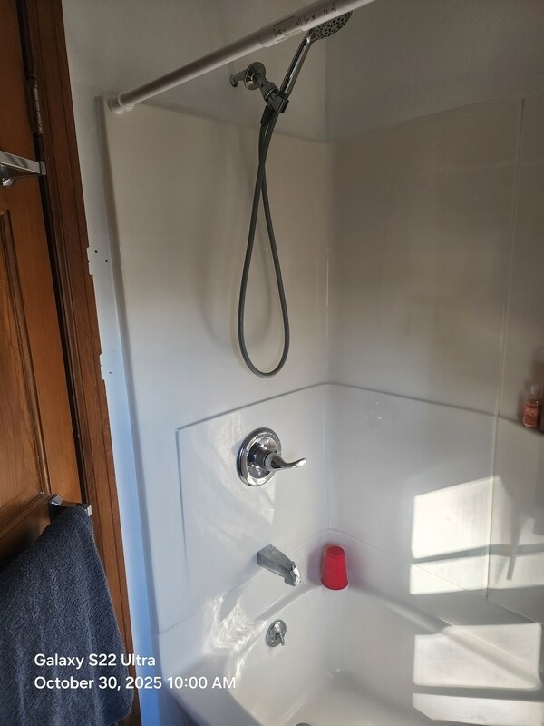 Building Photo - 3409 S 10th St