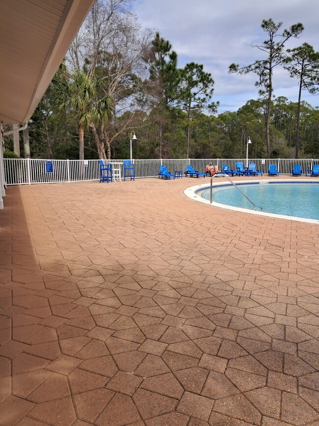 Building Photo - 317 Sand Oak Blvd