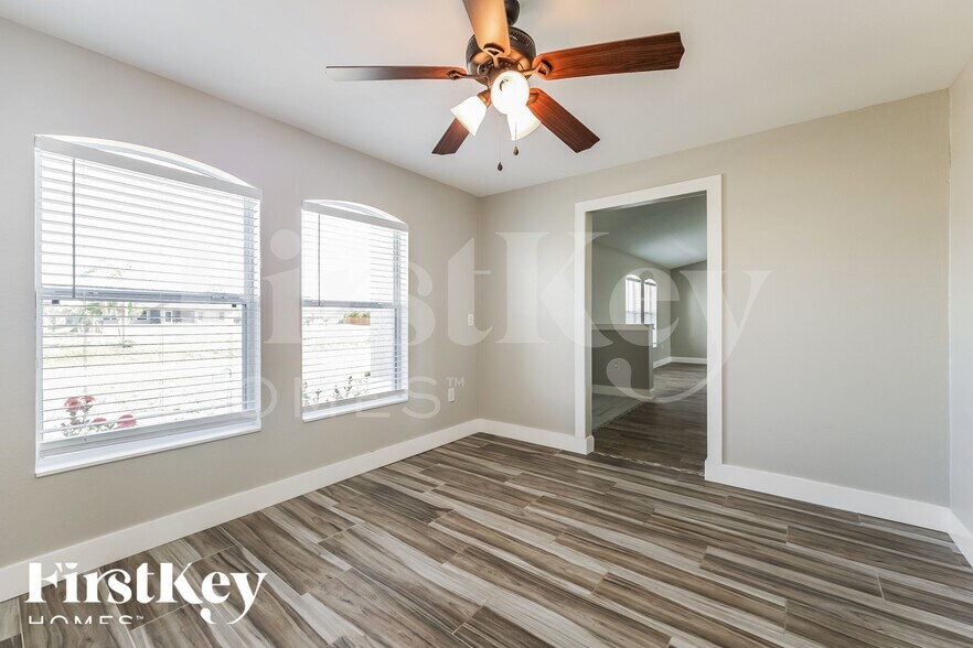 Building Photo - 2519 NW 7th St