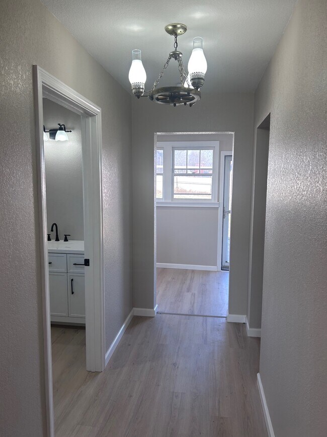 Building Photo - 177 Jarrett Buck Loop