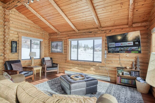 Primary Photo - 5406 Henrys Lake Rd