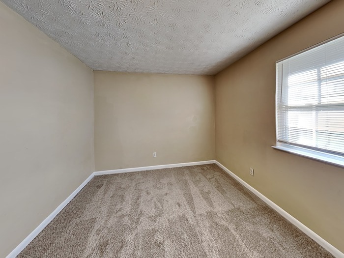 Building Photo - 97 Royce Dr
