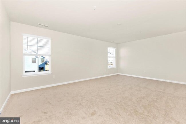 Building Photo - 461 Hanson St