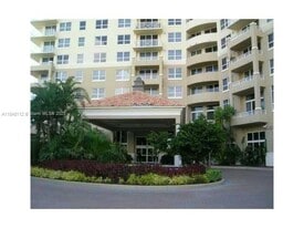 Building Photo - 19501 W Country Club Dr