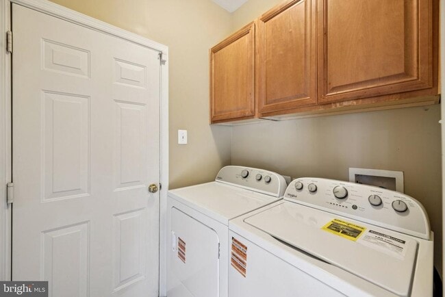 Building Photo - 14505 Pleffner Ct