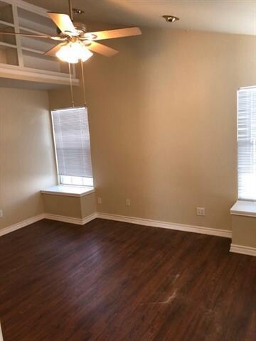 Building Photo - 3251 Rosebank Dr