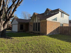 Building Photo - 12230 Kleinmeadow Dr