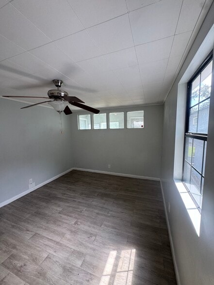 Building Photo - 7107 Arlet Dr