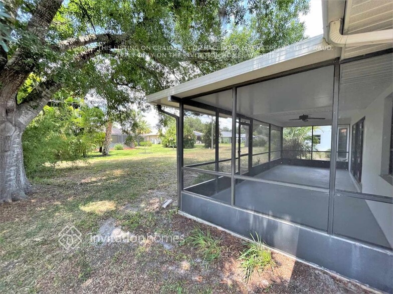 Building Photo - 21224 Alderson Ave