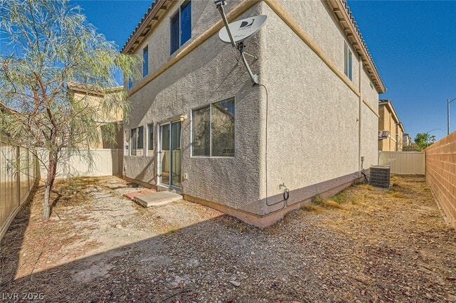 Building Photo - 3904 Badger Brook St