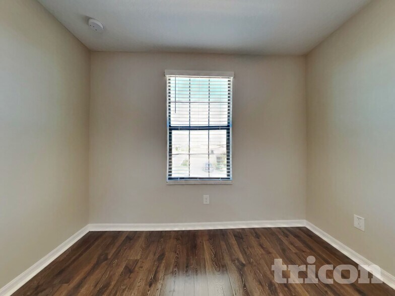 Building Photo - 7117 Ozello Trail Ave