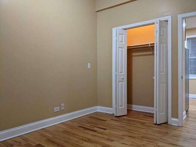 Building Photo - 712 S Aberdeen St