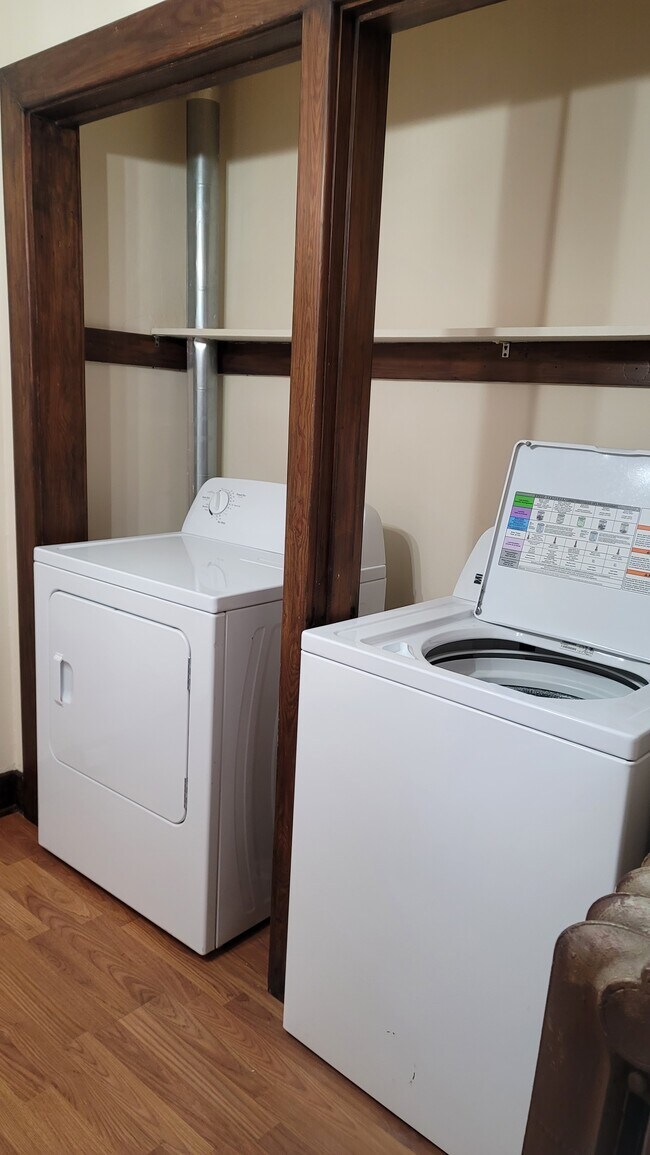 Laundry Room - 1207 Cornell Dr