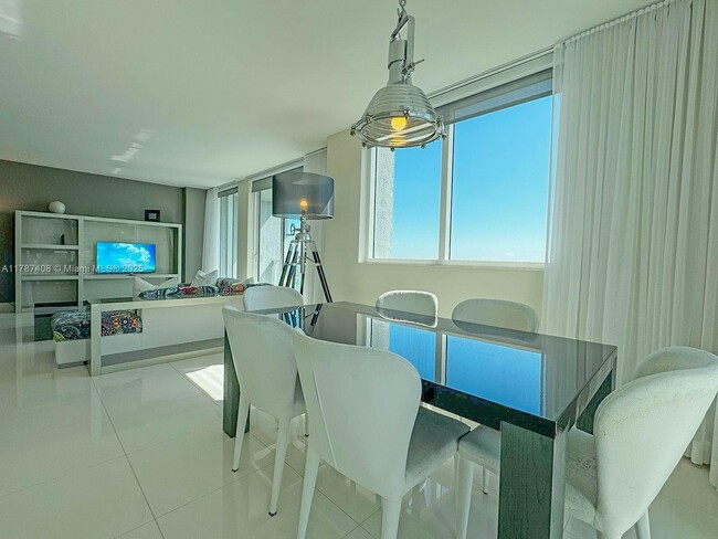 Building Photo - 244 Biscayne Blvd