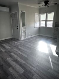 Building Photo - 2240 5th St