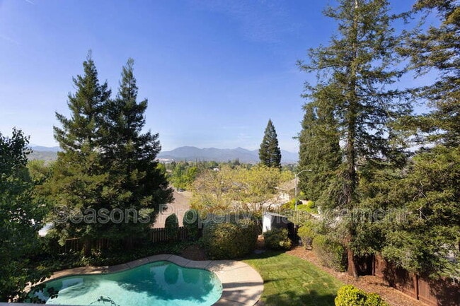 Building Photo - 1688 El Capitan Dr