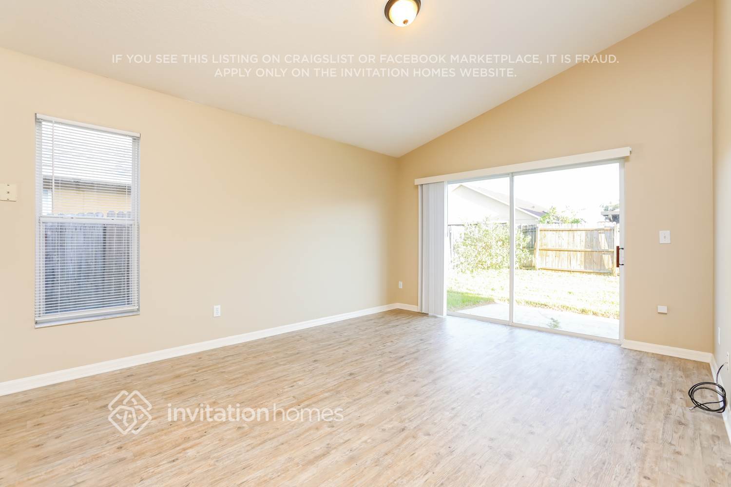Building Photo - 10965 Brown Trout Cir