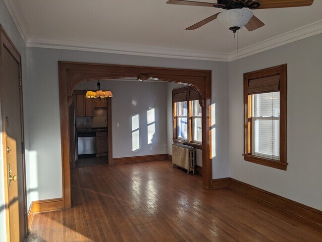 Primary Photo - 3529 Emerson Ave S