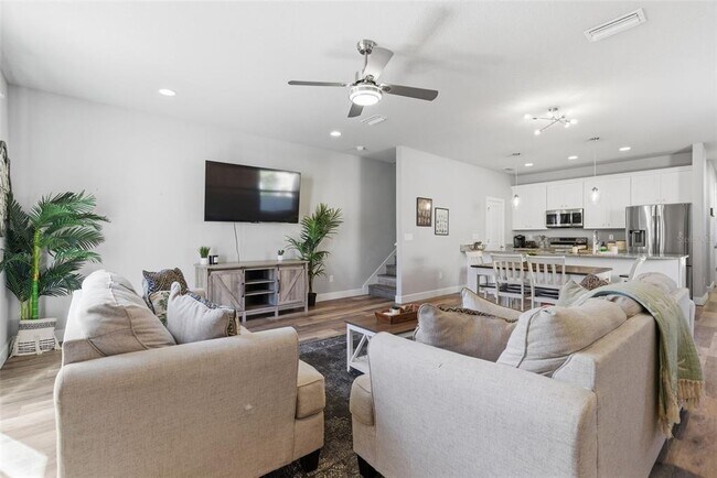 Building Photo - 3902 W Everett Ave