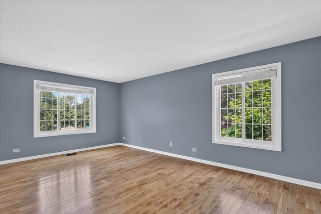 Building Photo - 901 Ashford Ln