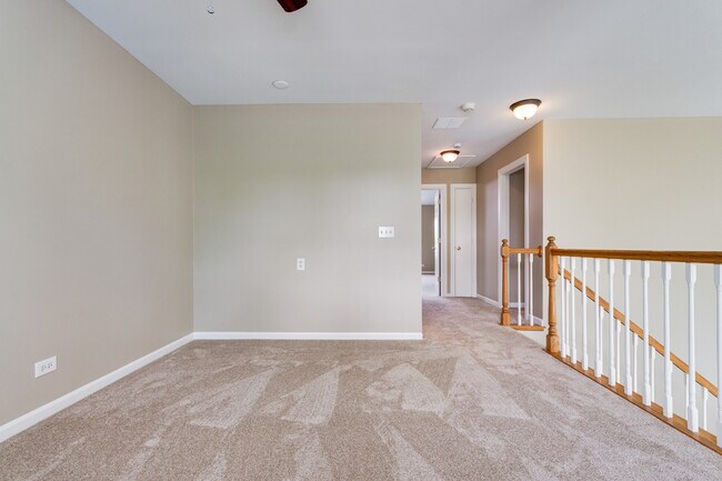 Building Photo - 2316 Highland Ct