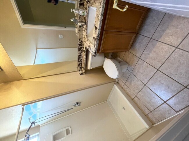 Building Photo - 2722 La Porte Ct