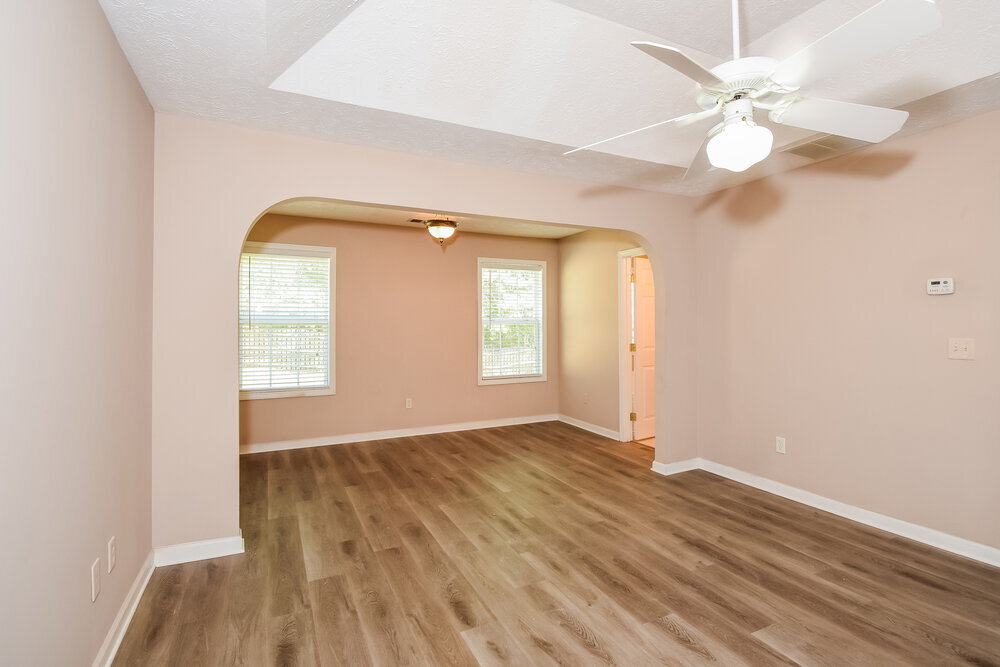 Building Photo - 217 E Skyline View