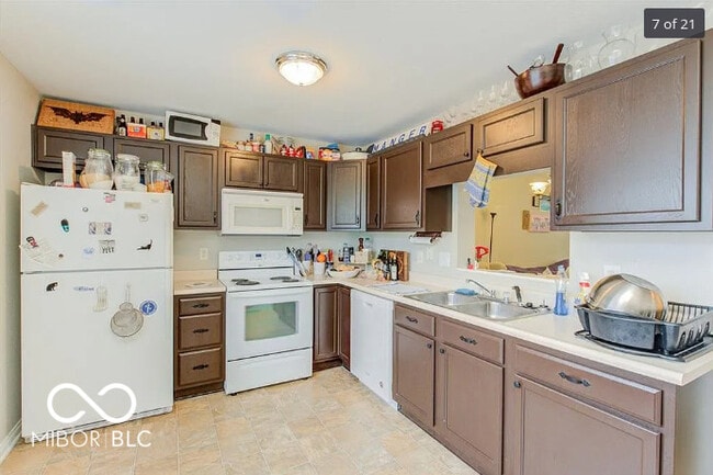 Building Photo - 3057 Armory Dr