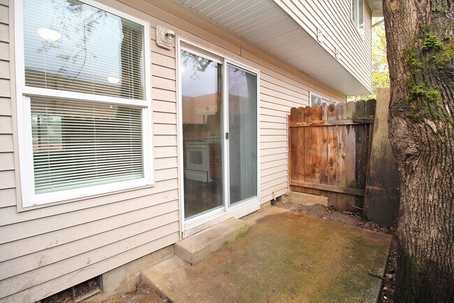 Building Photo - 3548 SE 119th Ave