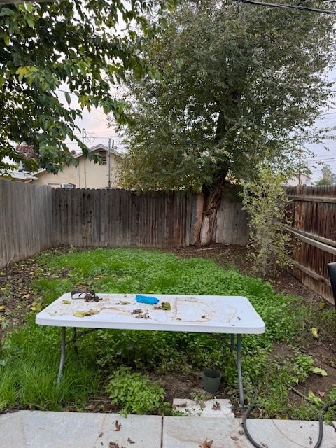 Building Photo - 520 Woodrow Ave