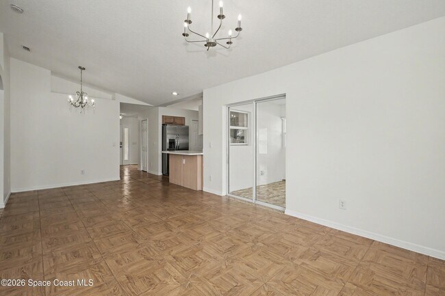 Building Photo - 1175 Altamira St NW