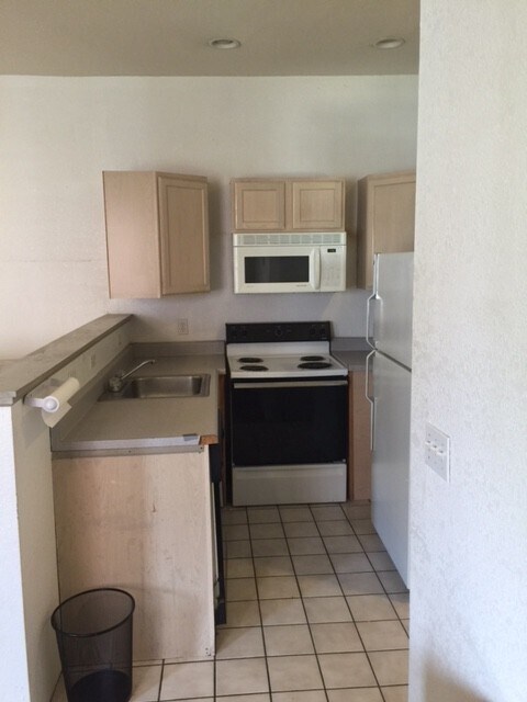 Interior Photo - The Elysee