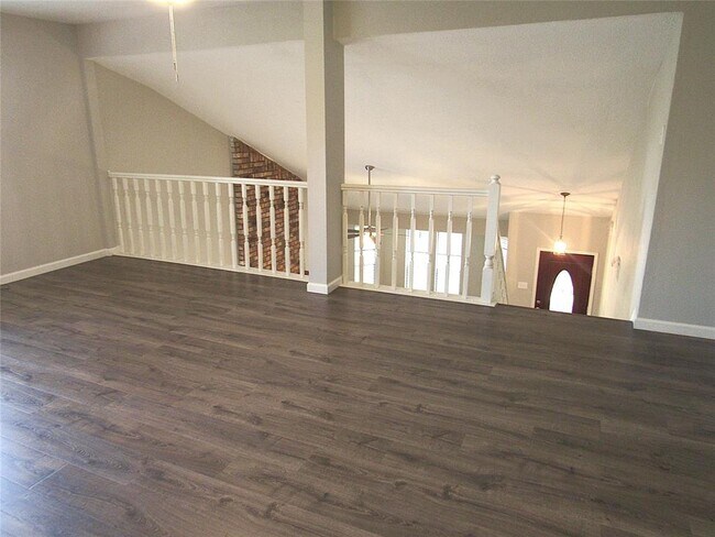 Building Photo - 3311 Golden Willow Dr