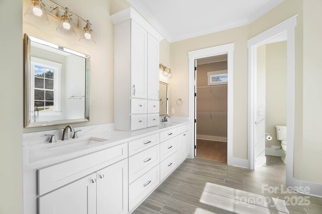 Building Photo - 154 Fox Hunt Dr