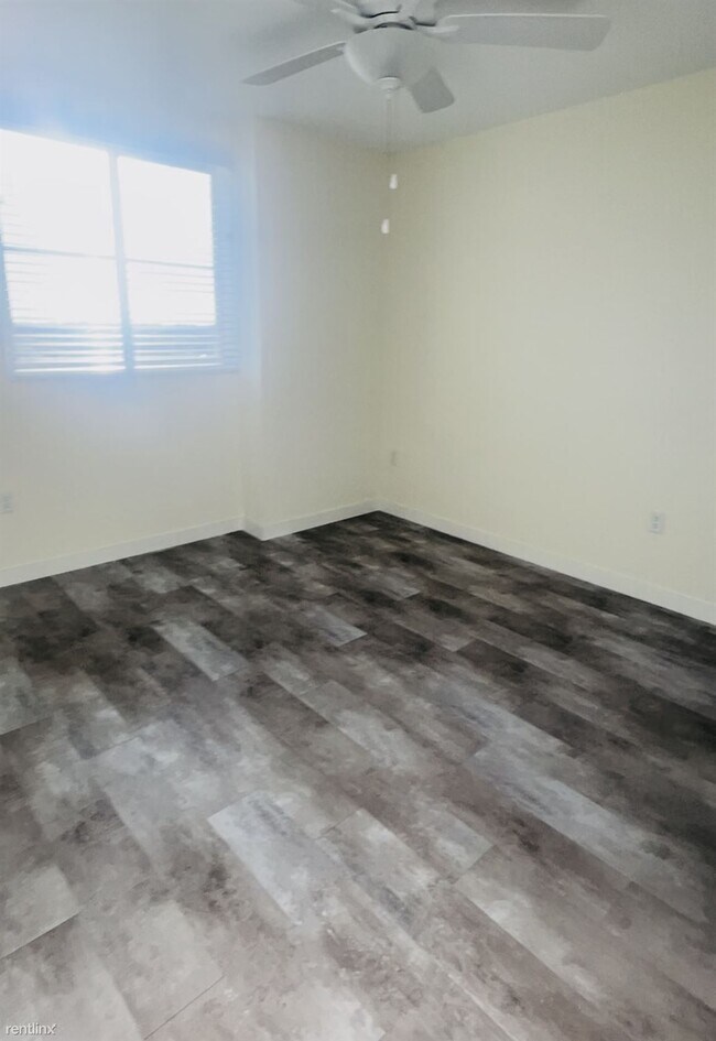 Building Photo - 1 br, 1 bath Condo - 70 NW 107th Ave NUEVO...