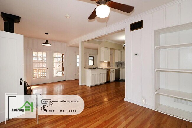 Building Photo - 1804 Chestnut St