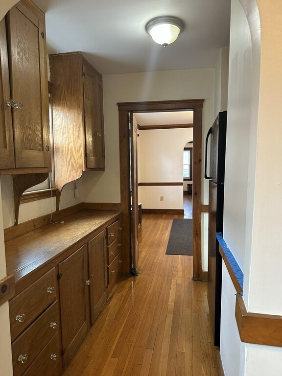 Building Photo - 33 Amsden St