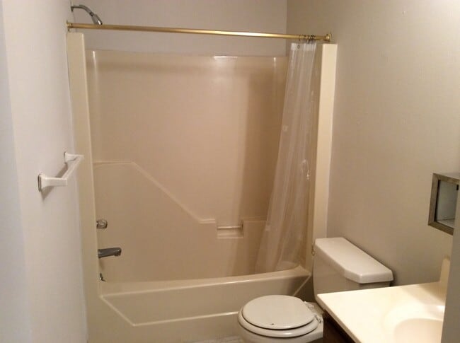 Building Photo - 149 Ghaner Dr