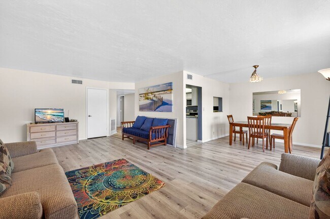 Building Photo - 4728 Orange Grove Blvd