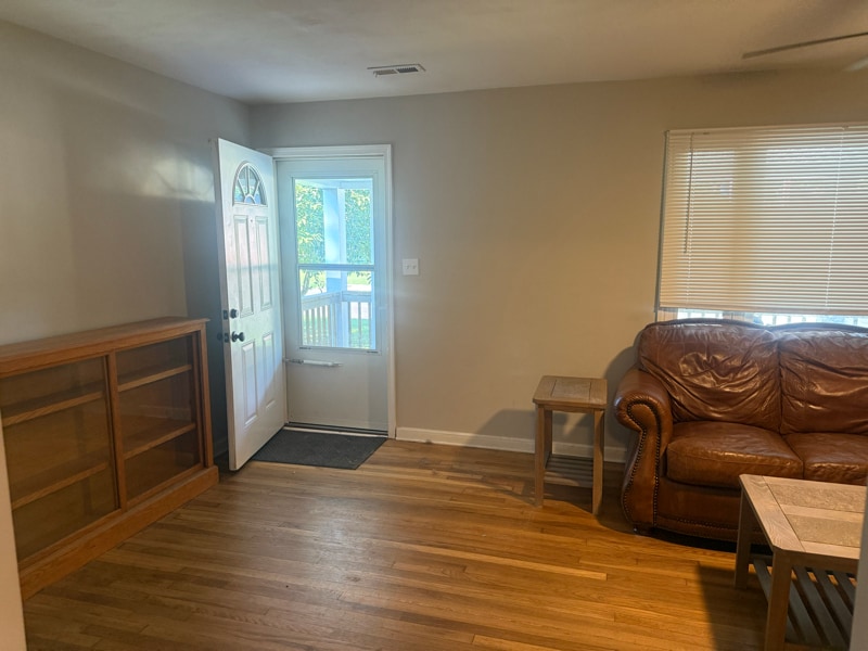 Building Photo - 207 Winchester Dr
