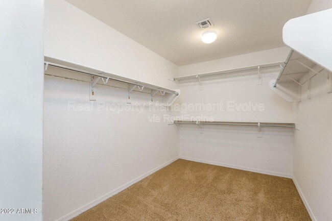 Building Photo - 1544 E Hummingbird Way