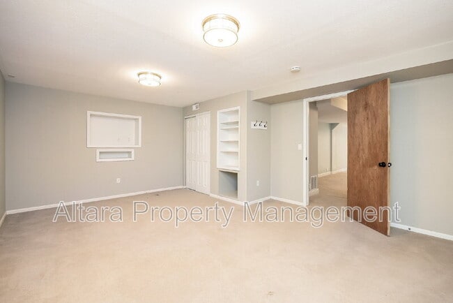 Building Photo - 1825 Starstone Ct