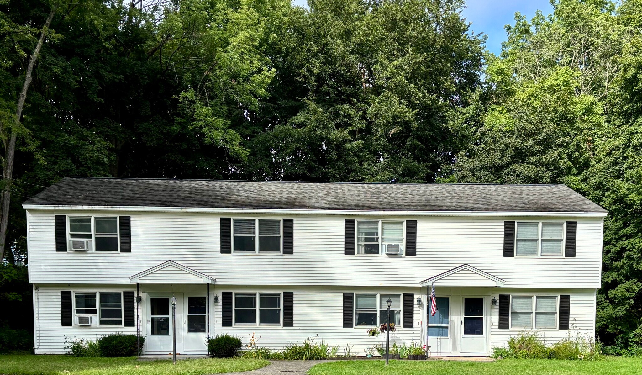 Building Photo - 65 6th St