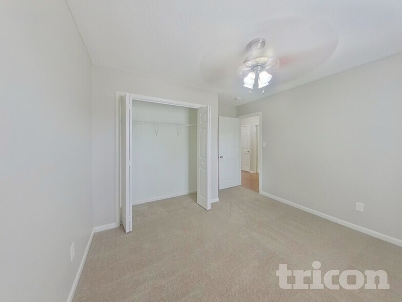 Building Photo - 6417 Sunman Rd