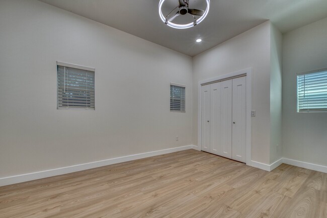 Building Photo - 3052 Eddy Cir