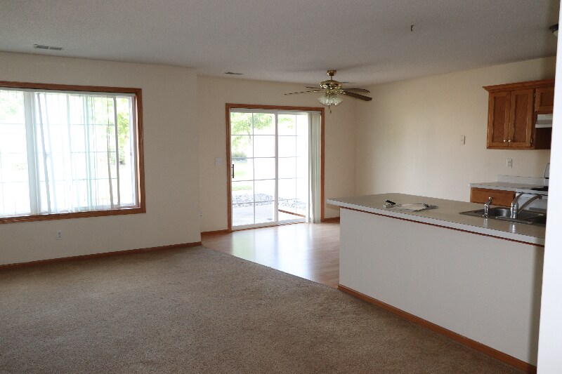 Building Photo - 301 8th Ave W